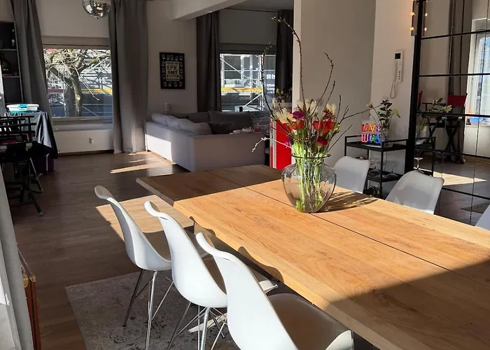 Appartement Penthouse-feeling Im Zentrum *
